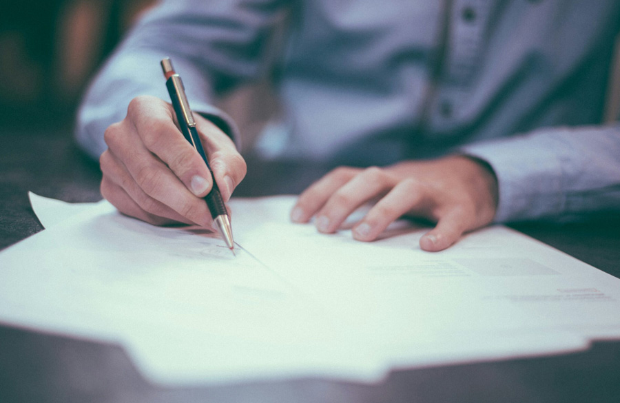 Alerte Client : La Cour de justice se prononce sur la protection renforcée qui doit être accordée aux consultations juridiques des avocats, garantie par l’article 7 de la Charte des droits fondamentaux